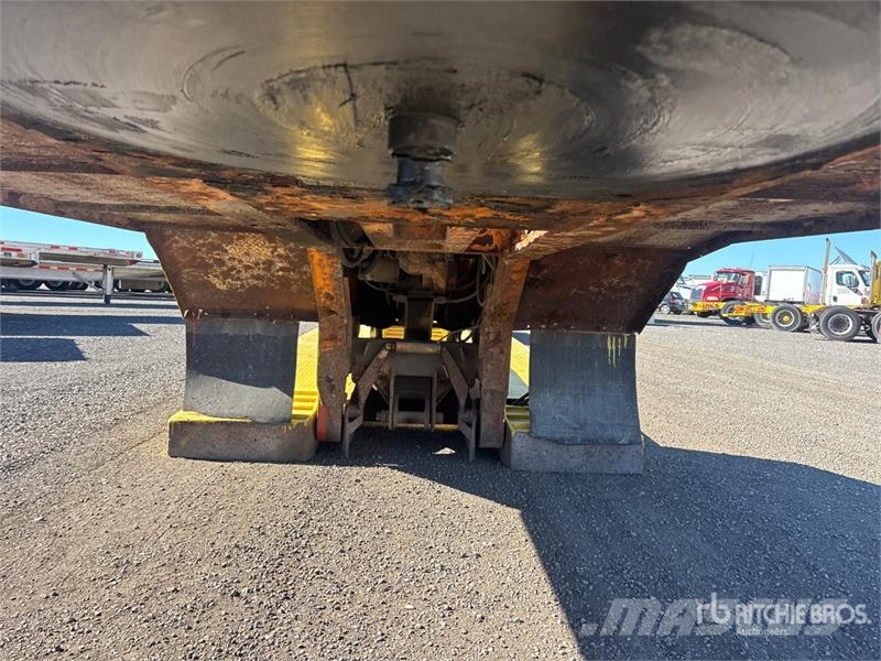  J C Trailers TGN Tri/A Removable Gooseneck Lowboy  Niski utovarivači