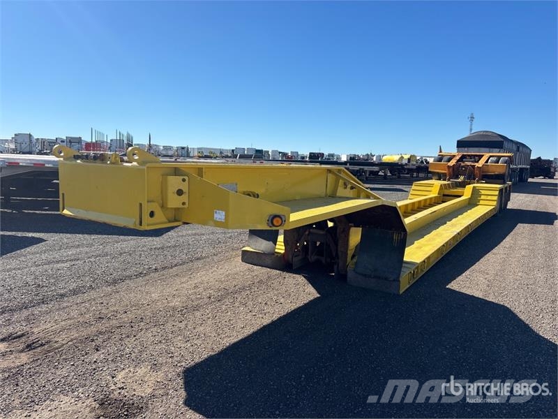  J C Trailers TGN Tri/A Removable Gooseneck Lowboy  Niski utovarivači