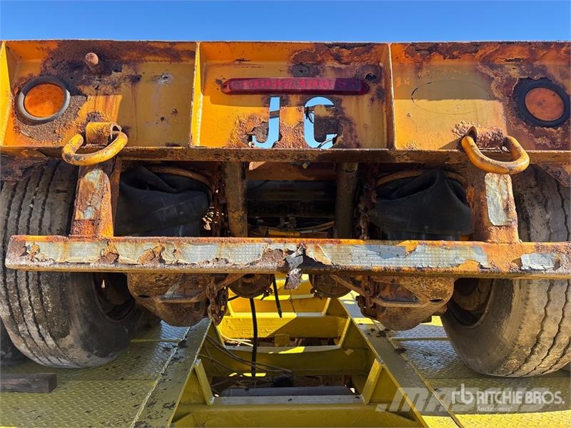  J C Trailers TGN Tri/A Removable Gooseneck Lowboy  Niski utovarivači