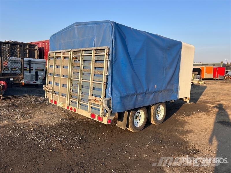 J & L 13 ft T/A Enclosed Trailer Прицепы-фургоны