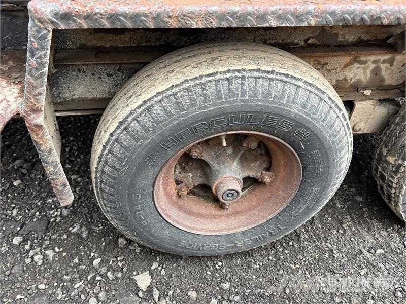 J &  Trailers 12 ft T/A Dump Utility Trailer Самоскиди