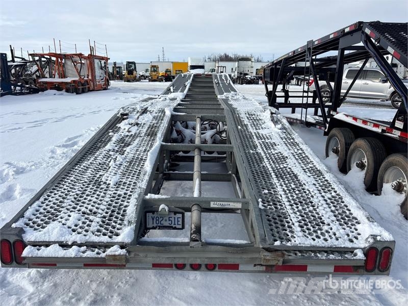 J & Trailers T/A Open Car Carrier Trailer Polprikolice za prevoz vozil