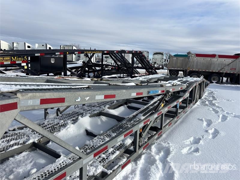 J & Trailers T/A Open Car Carrier Trailer Polprikolice za prevoz vozil