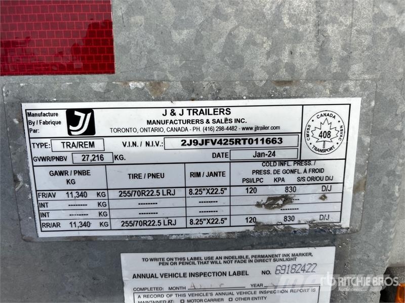 J & Trailers T/A Open Car Carrier Trailer Polprikolice za prevoz vozil