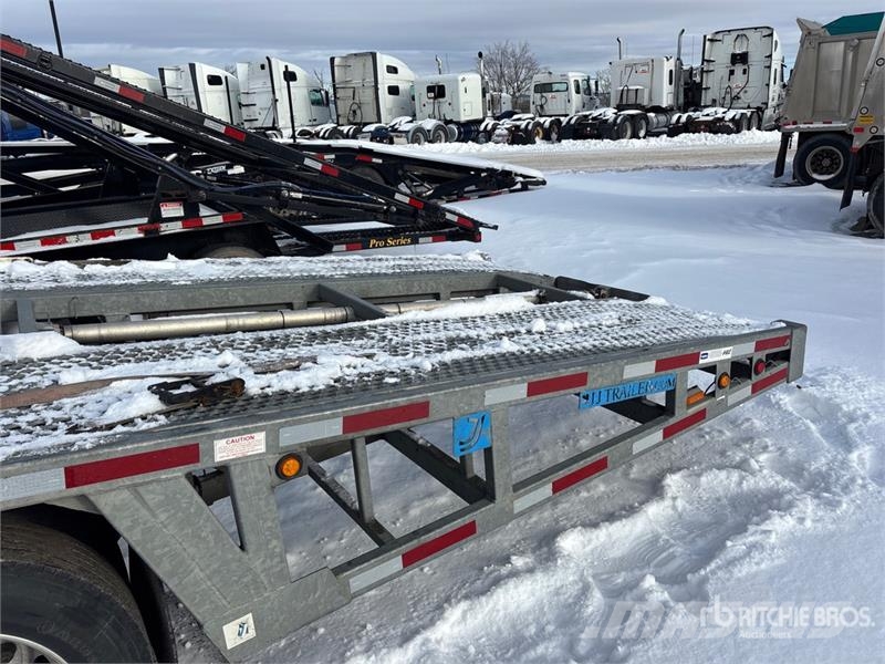 J & Trailers T/A Open Car Carrier Trailer Polprikolice za prevoz vozil