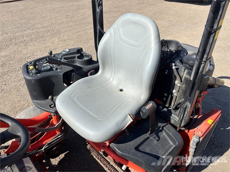 Jacobsen GP400 Ride-On Greens Lawn Mower Самохідні газонокосарки