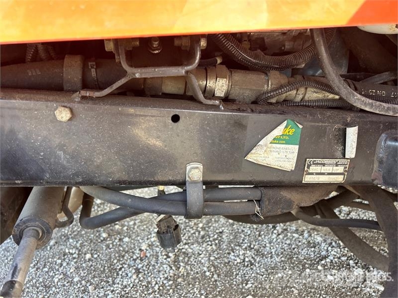 Jacobsen R311T 4x4 Ride-On Lawn Mower Mauriņa traktors