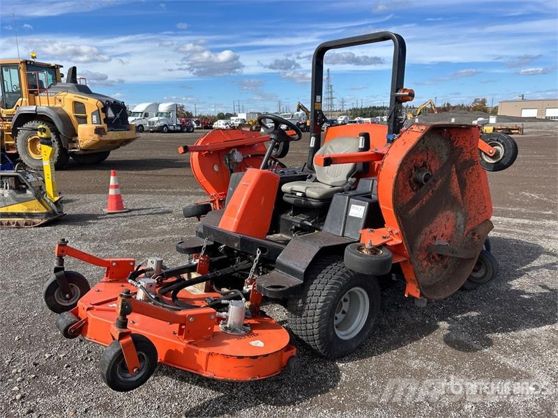 Jacobsen R311T 4x4 Ride-On Lawn Mower Mauriņa traktors