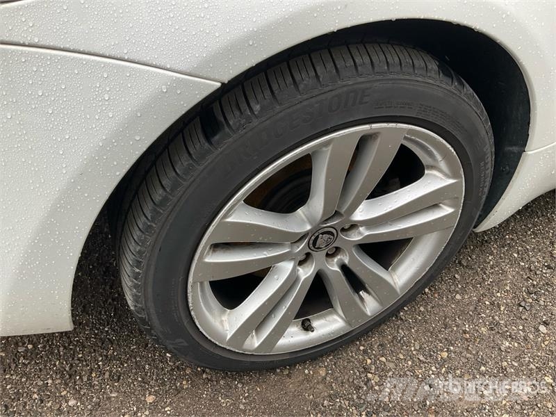 Jaguar XJ XJL Automobile Автомобілі