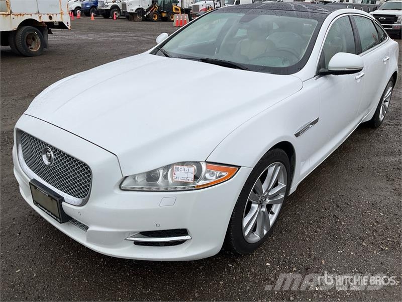 Jaguar XJ XJL Automobile Автомобілі