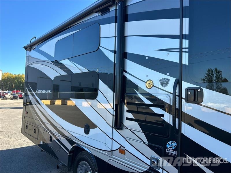 Jayco GreyHawk M-31FSP Motor Home Kamperi i kamp prikolice