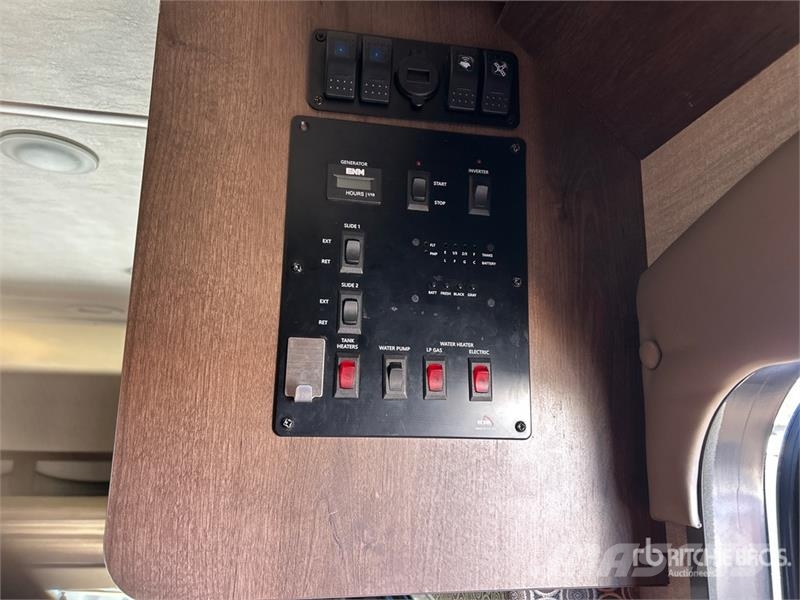 Jayco GreyHawk M-31FSP Motor Home Kamperi i kamp prikolice
