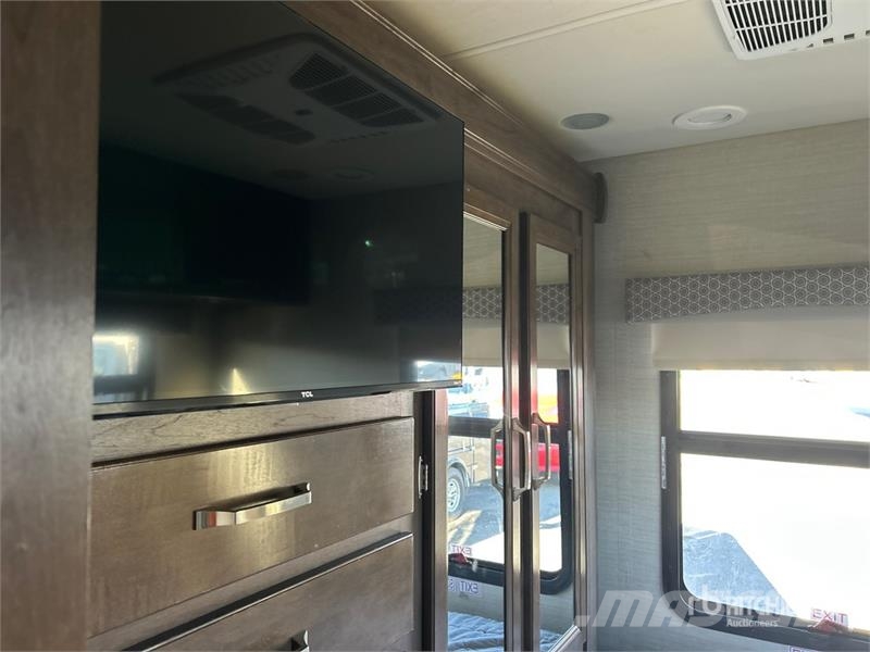 Jayco GreyHawk M-31FSP Motor Home Kamperi i kamp prikolice