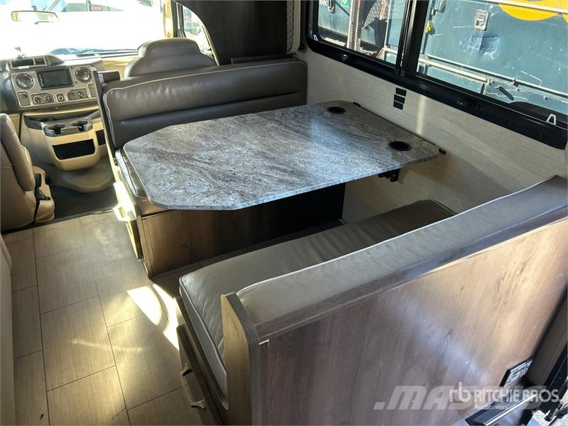 Jayco GreyHawk M-31FSP Motor Home Kamperi i kamp prikolice