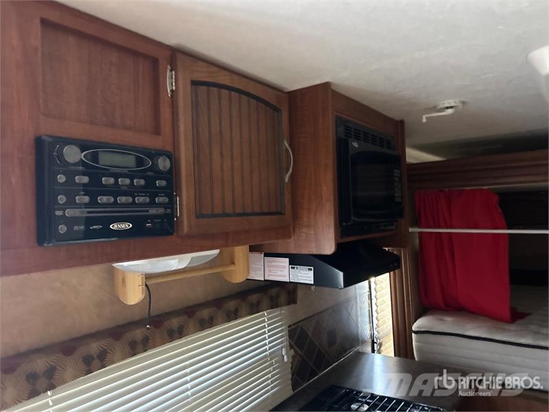 Jayco Jay Feather 20 ft T/A Travel Trailer Muud haagised