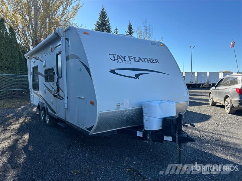 Jayco Jay Feather 20 ft T/A Travel Trailer Muud haagised
