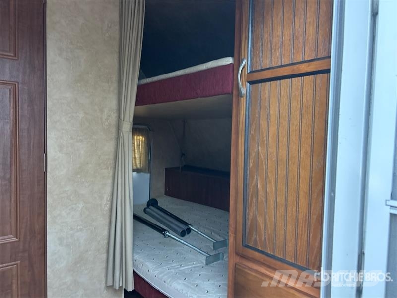 Jayco Jay Feather 20 ft T/A Travel Trailer Muud haagised