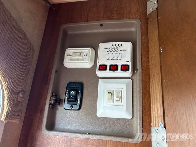 Jayco Jay Feather 20 ft T/A Travel Trailer Muud haagised