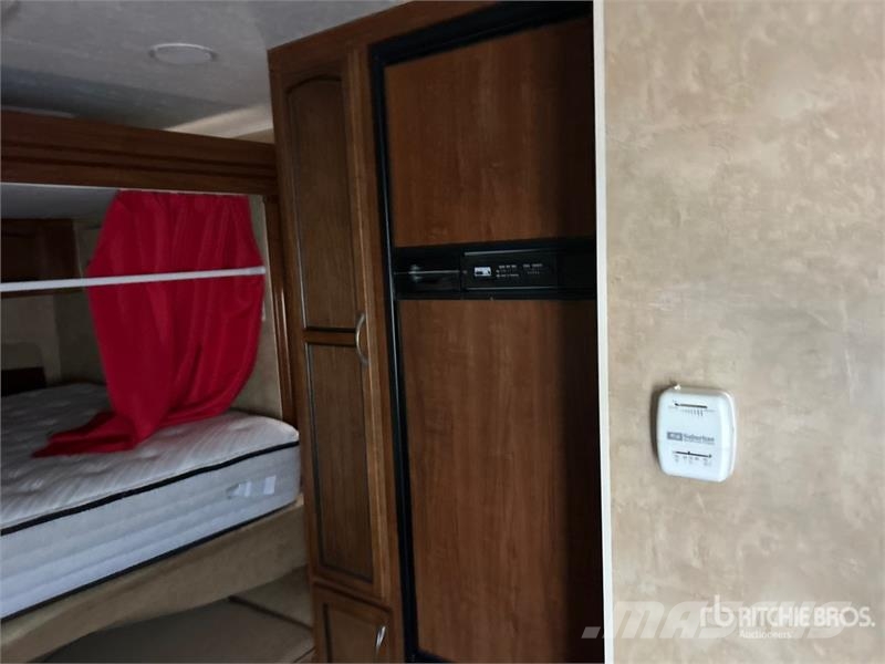 Jayco Jay Feather 20 ft T/A Travel Trailer Muud haagised