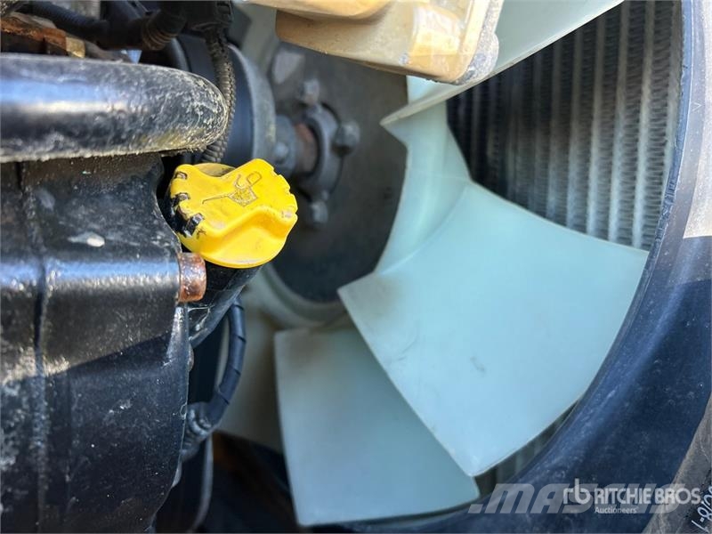 JCB 407 Iekrāvēji uz riteņiem
