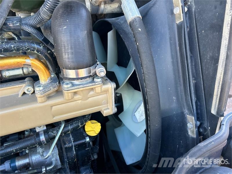 JCB 407 Iekrāvēji uz riteņiem