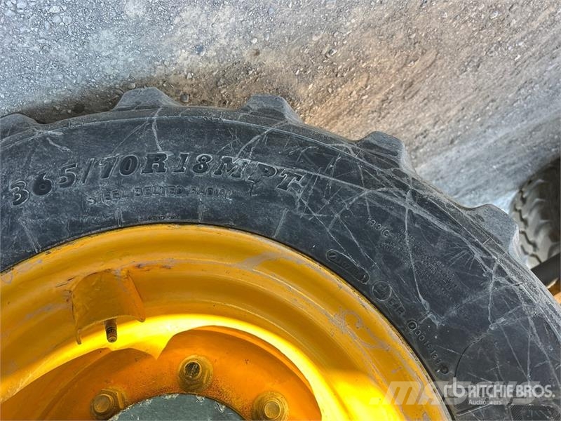 JCB 407 Iekrāvēji uz riteņiem