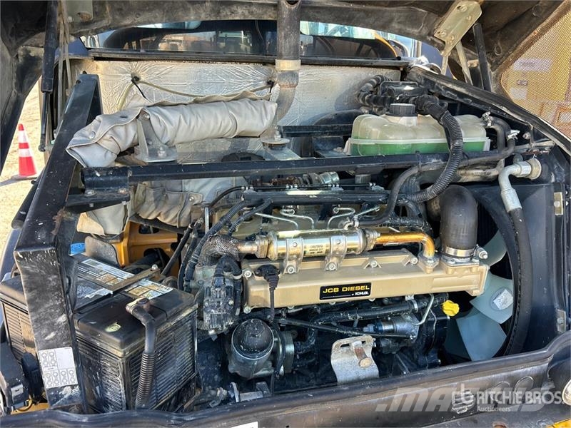 JCB 407 Iekrāvēji uz riteņiem