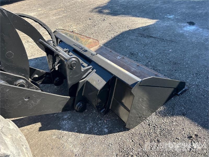 JCB 407 Iekrāvēji uz riteņiem