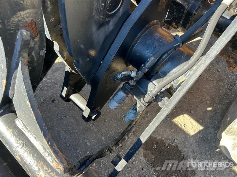 JCB 407 Iekrāvēji uz riteņiem