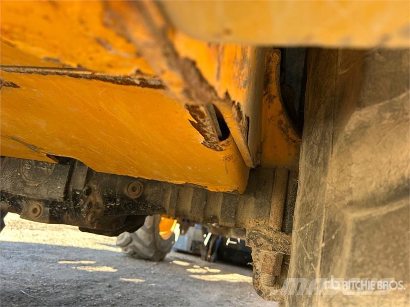 JCB 407 Iekrāvēji uz riteņiem