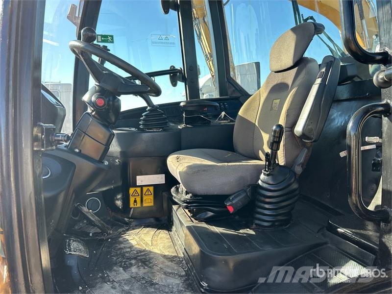 JCB 407 Iekrāvēji uz riteņiem