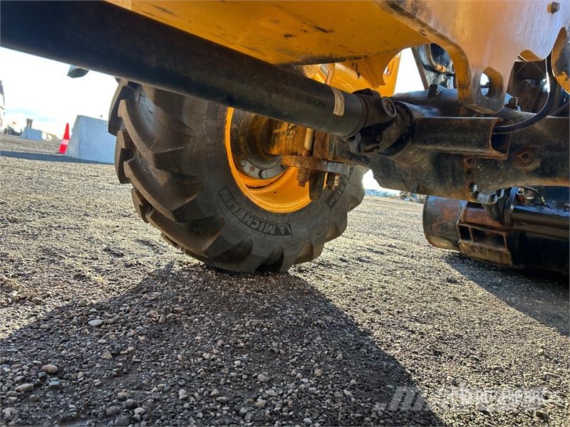 JCB 407 Gumikerekes homlokrakodók