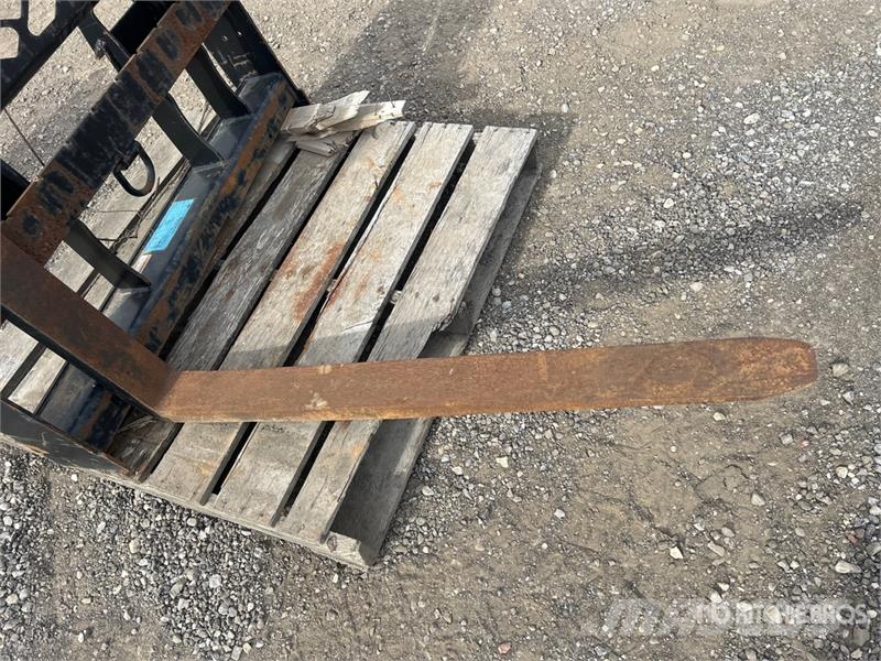 JCB 47 in Fork Attachment Vorken
