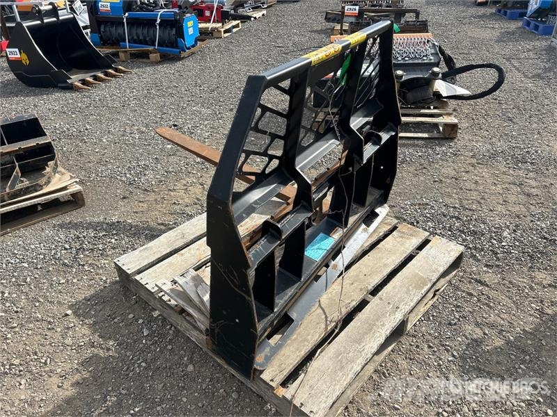 JCB 47 in Fork Attachment Vorken