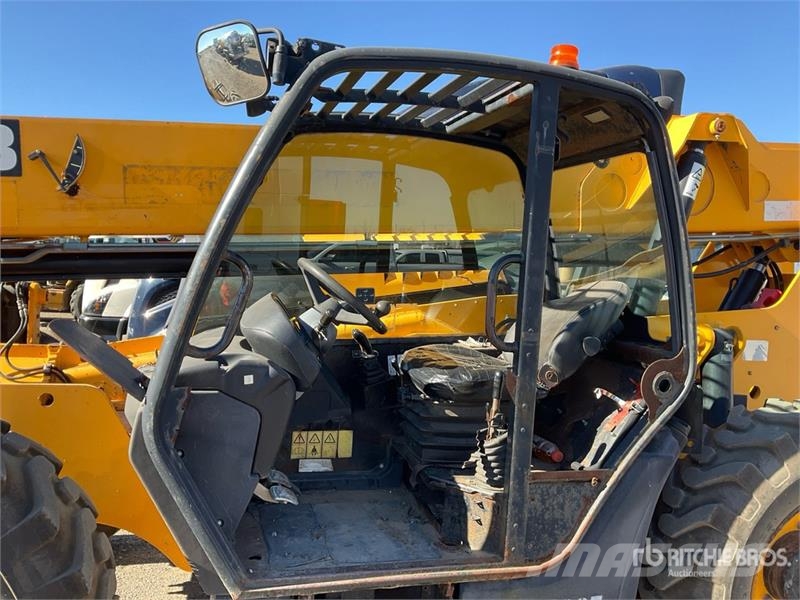 JCB 507-42 Teleskopiskie manipulatori