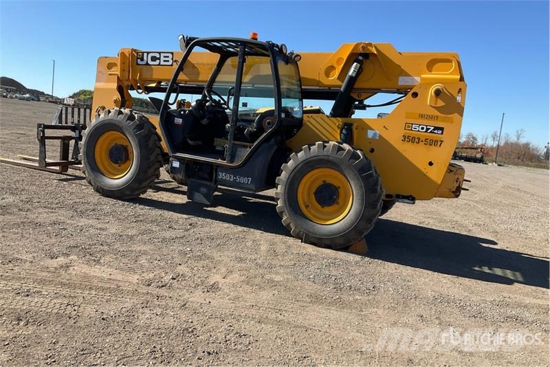 JCB 507-42 Teleskopiskie manipulatori