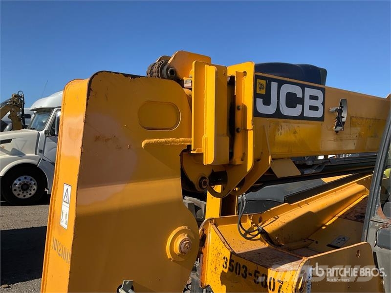 JCB 507-42 Teleskopiskie manipulatori
