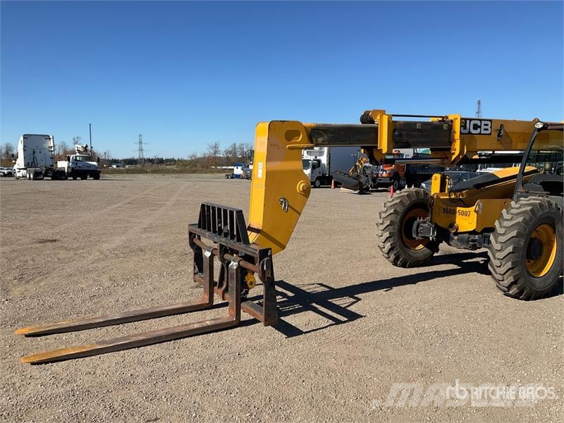 JCB 507-42 Teleskopiskie manipulatori