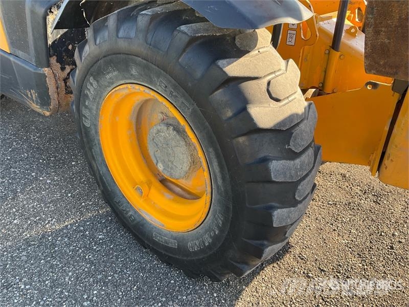 JCB 510-56 Carretillas telescópicas