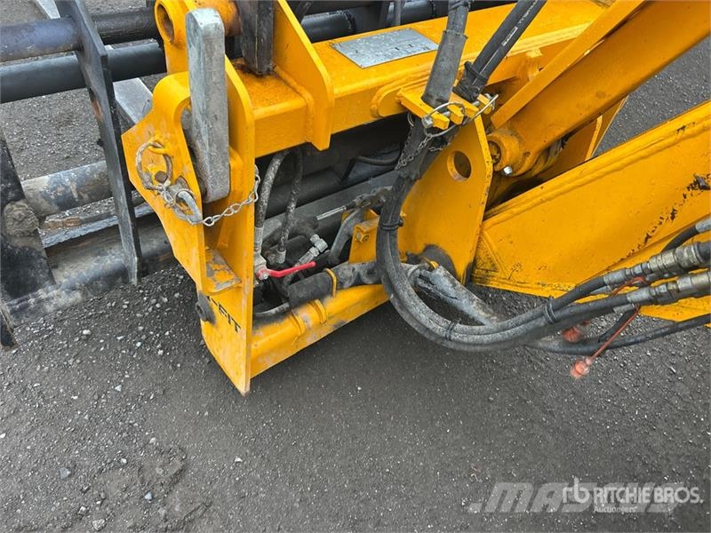 JCB 541-70 مناولات متداخلة