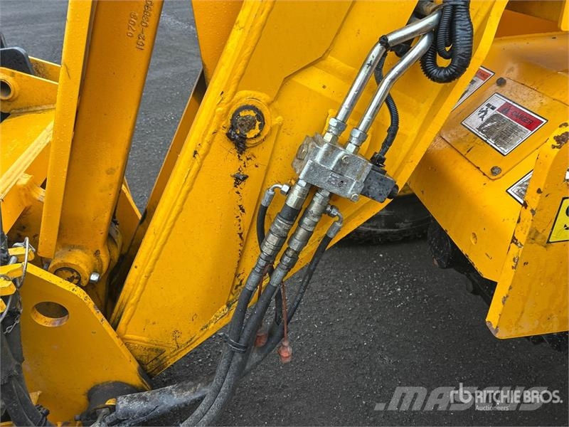 JCB 541-70 مناولات متداخلة