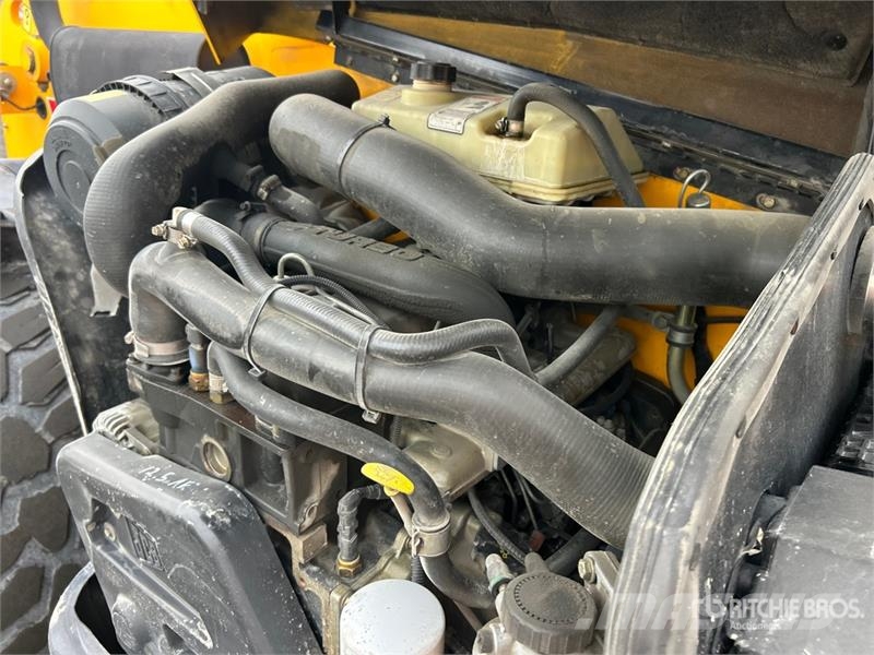 JCB 541-70 مناولات متداخلة