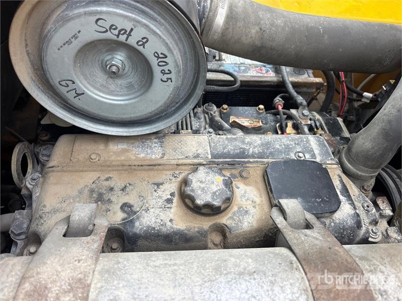 JCB 940 8000 lb 4x4 Rough Terrain Forklift Tereptargonca