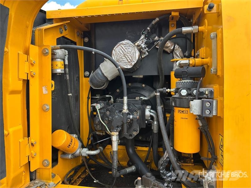 JCB JS190 LC Tracked Excavator Crawler excavators