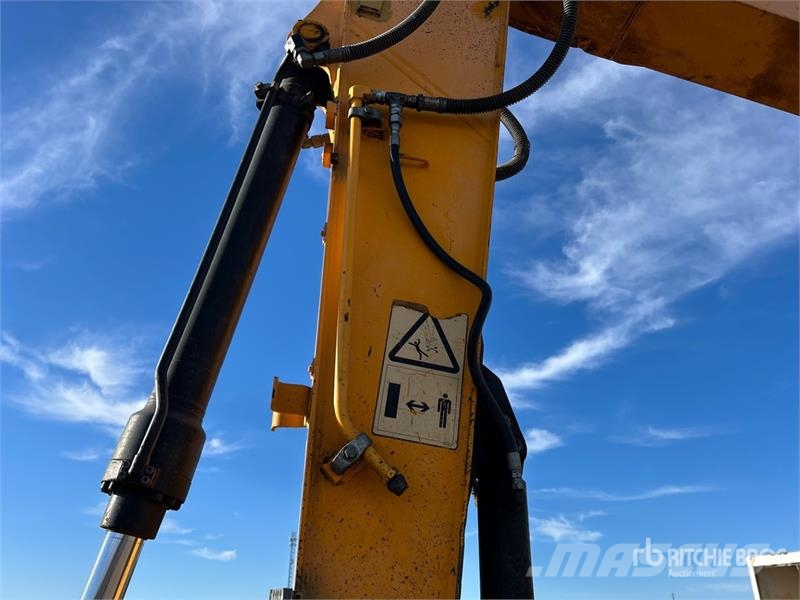 JCB JZ140LC Tracked Excavator Excavadoras sobre orugas