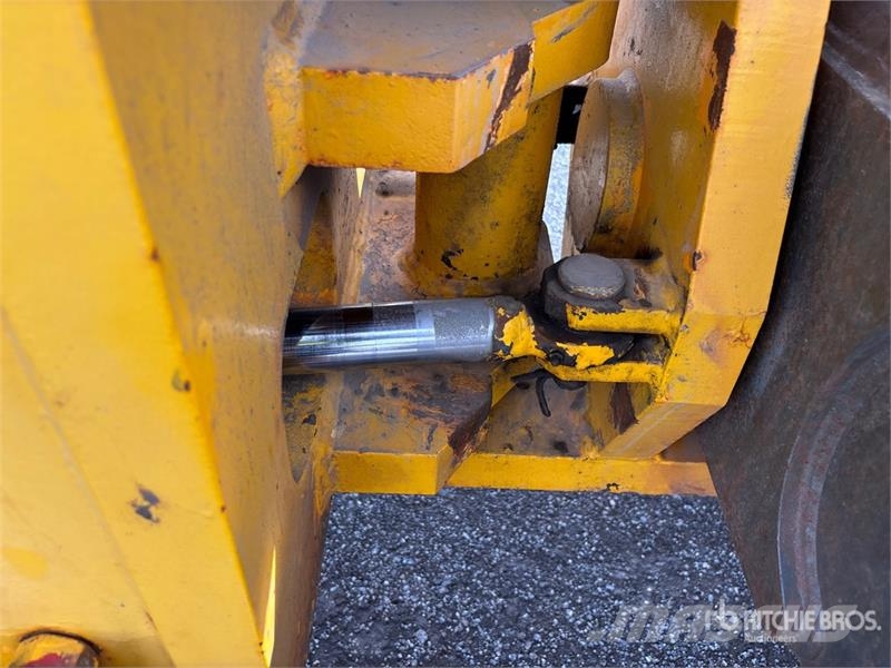 JCB VM132 Smooth Drum Compactor Грунтові котки