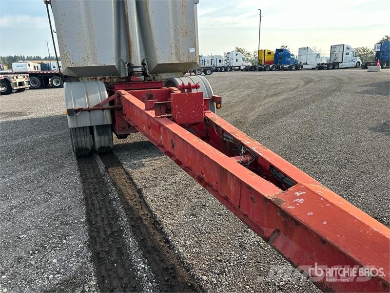 JCTR 17 ft Tri/A Pup Dump Trailer Bañera
