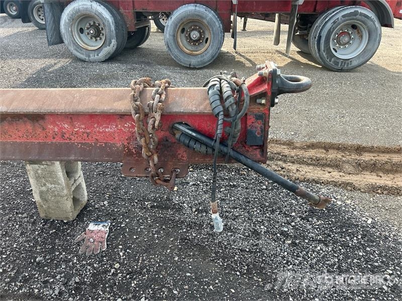 JCTR 17 ft Tri/A Pup Dump Trailer Bañera
