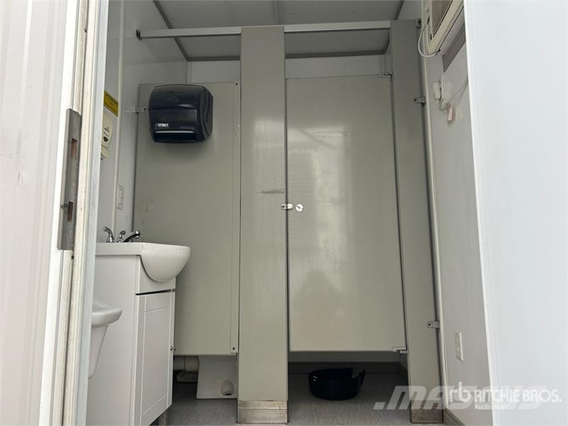 Jenik Modulaire 18 ft x 8 ft Portable S/A Portable Andre komponenter