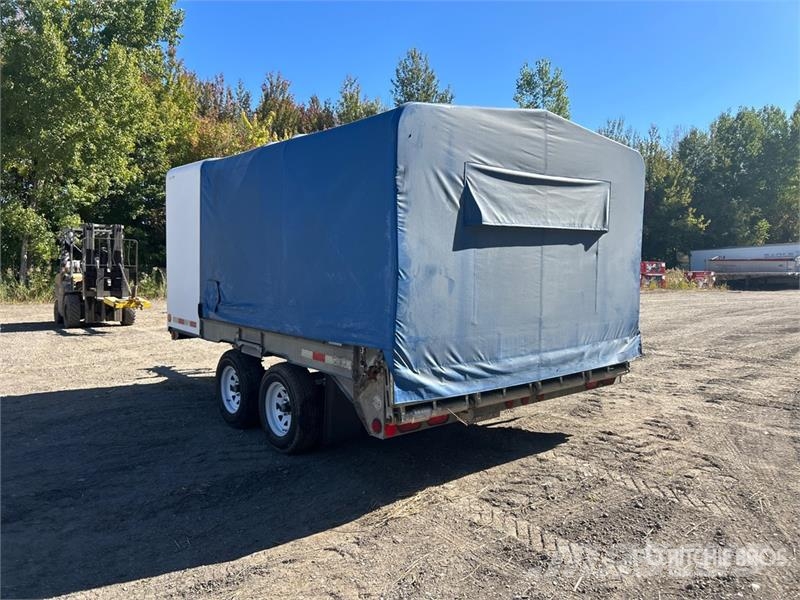 JL Leclerc 08438 11 ft T/A Enclosed Trailer Причепи-фургони